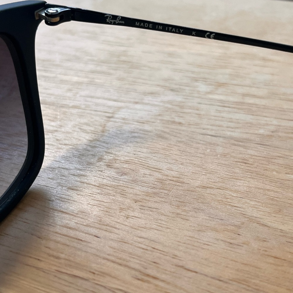 Ray-Ban Classic Black Sunglasses - Picture 4 of 9